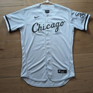 Nike Chicago White Sox Road Replica Jersey Size 44
